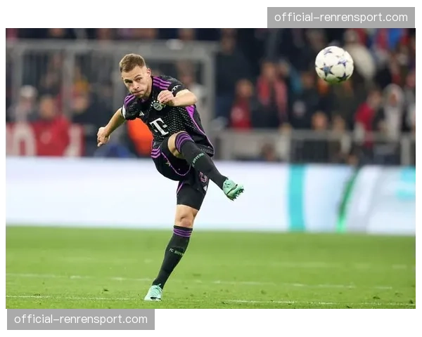 梅斯2-2南特,客队通过快速攻防转换多次打穿主队区域防守 梅斯2-2南特,客队通过快速攻防转换多次打穿主队区域防守