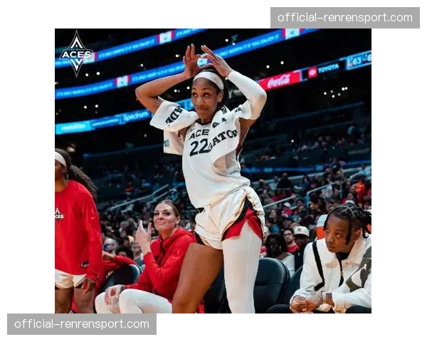 评论:从数据看趋势,三分球在WNBA季后赛中的权重已超中距离 评论:从数据看趋势,三分球在WNBA季后赛中的权重已超中距离